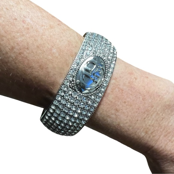 Harley Davidson 2012 CZ Bling Silver Bangle Spring Closure Bracelet - Picture 2 of 14